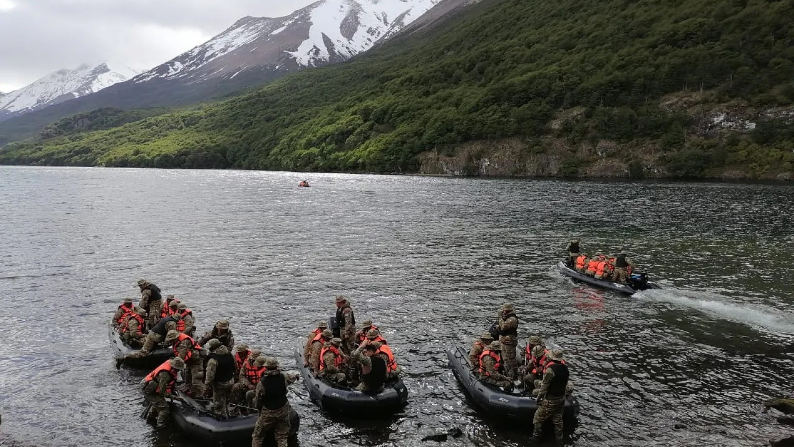 El Ejército realizó ejercicio militar y desplegó  efectivos en El Chaltén